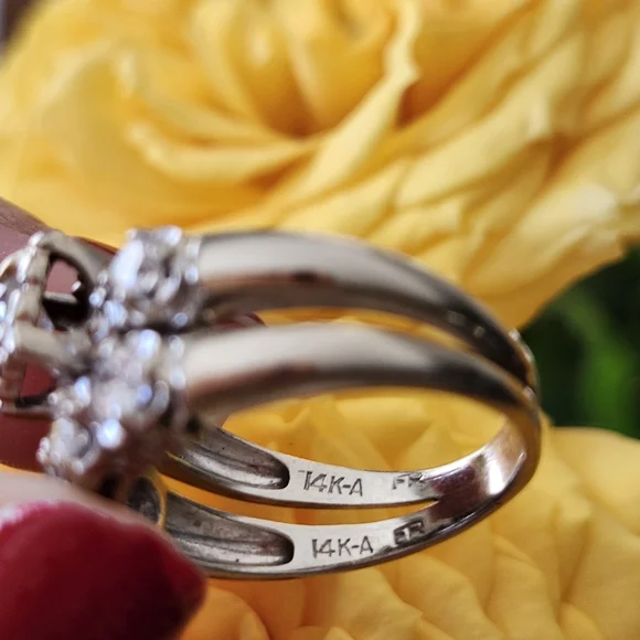 Vintage 14K Diamond Wedding Set - Picture 7 of 16